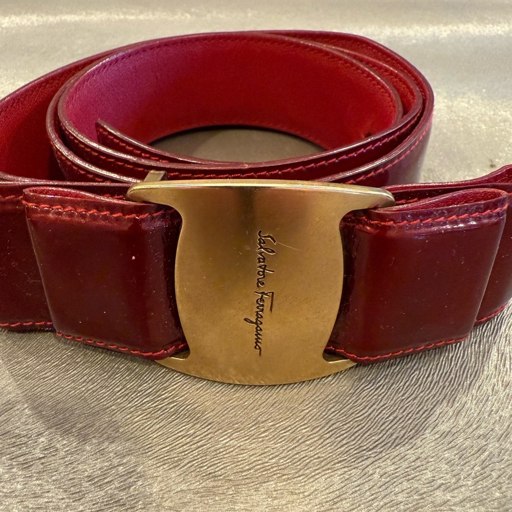 Salvatore Ferragamo women’s red belt. - Picture 5 of 9